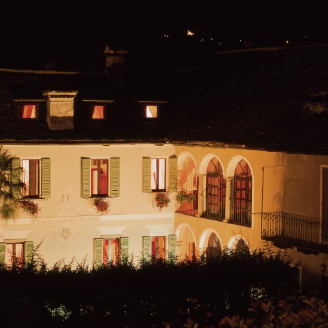 Contrada dei Monti - Hall